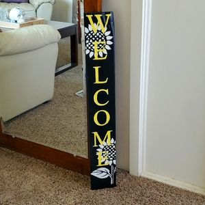 Farmhouse welcome sign, hand painted, recycled